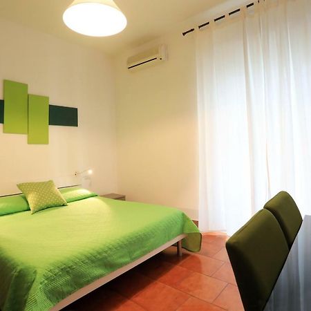 Primo Piano Guesthouse - Bari Policlinico المظهر الخارجي الصورة