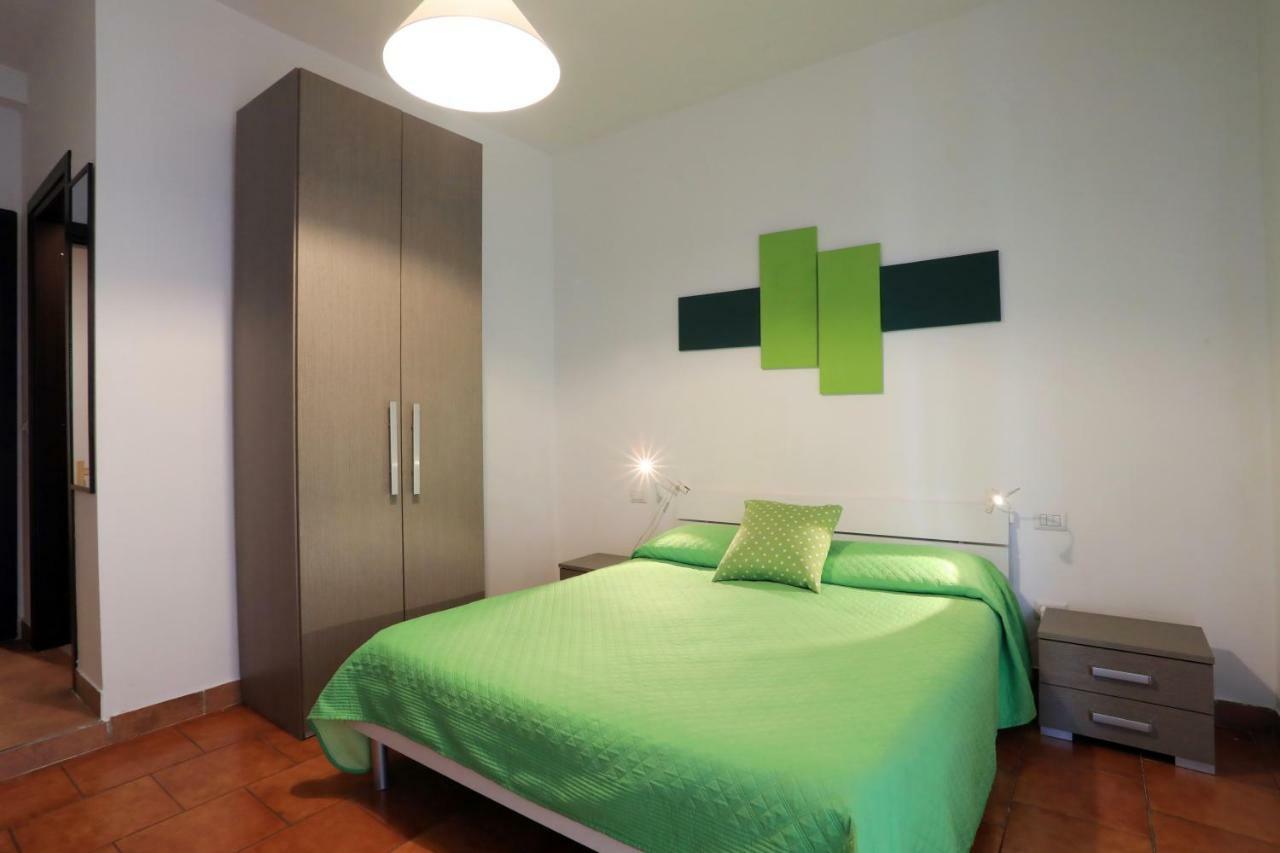 Primo Piano Guesthouse - Bari Policlinico المظهر الخارجي الصورة
